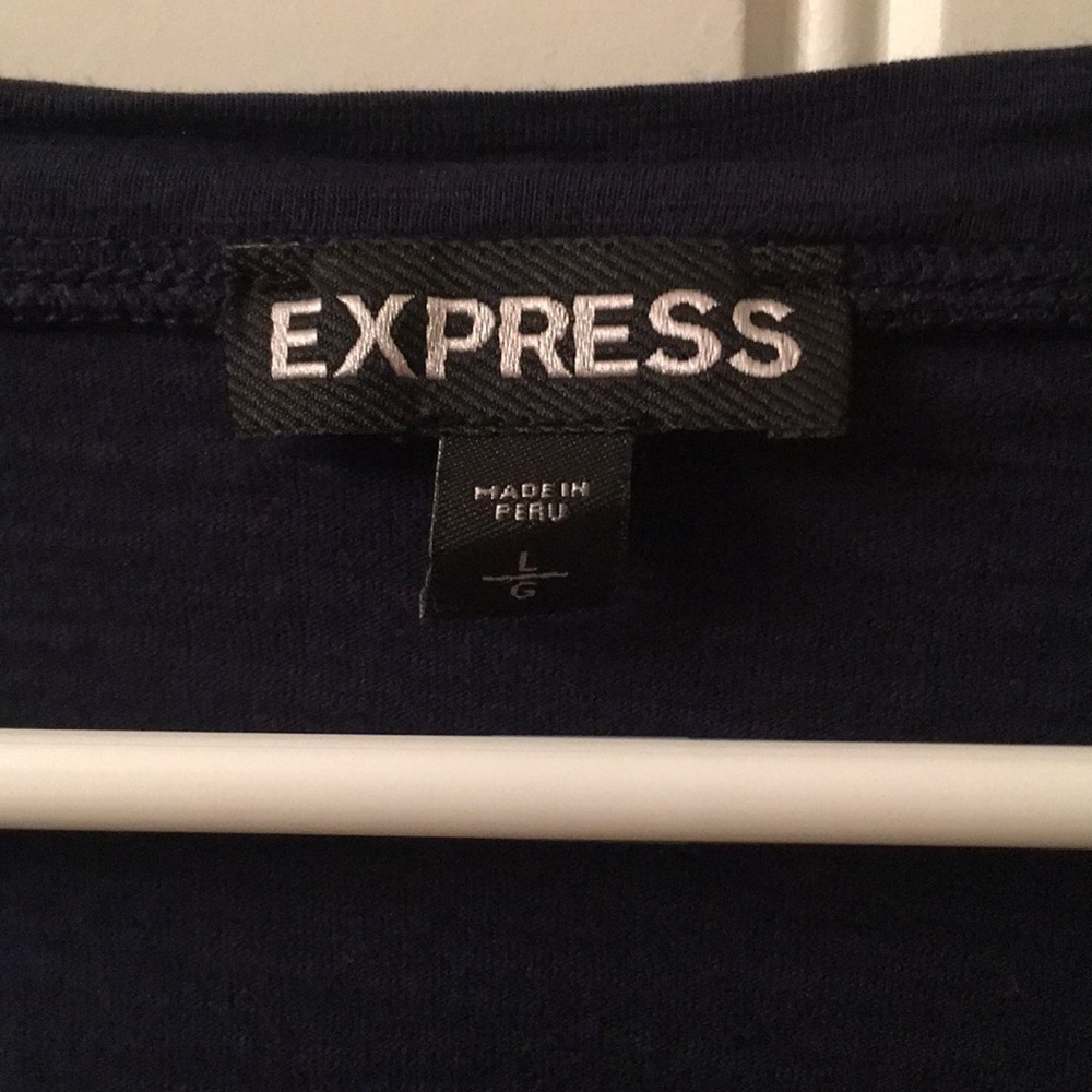 Express. Size L. - Picture 2 of 2
